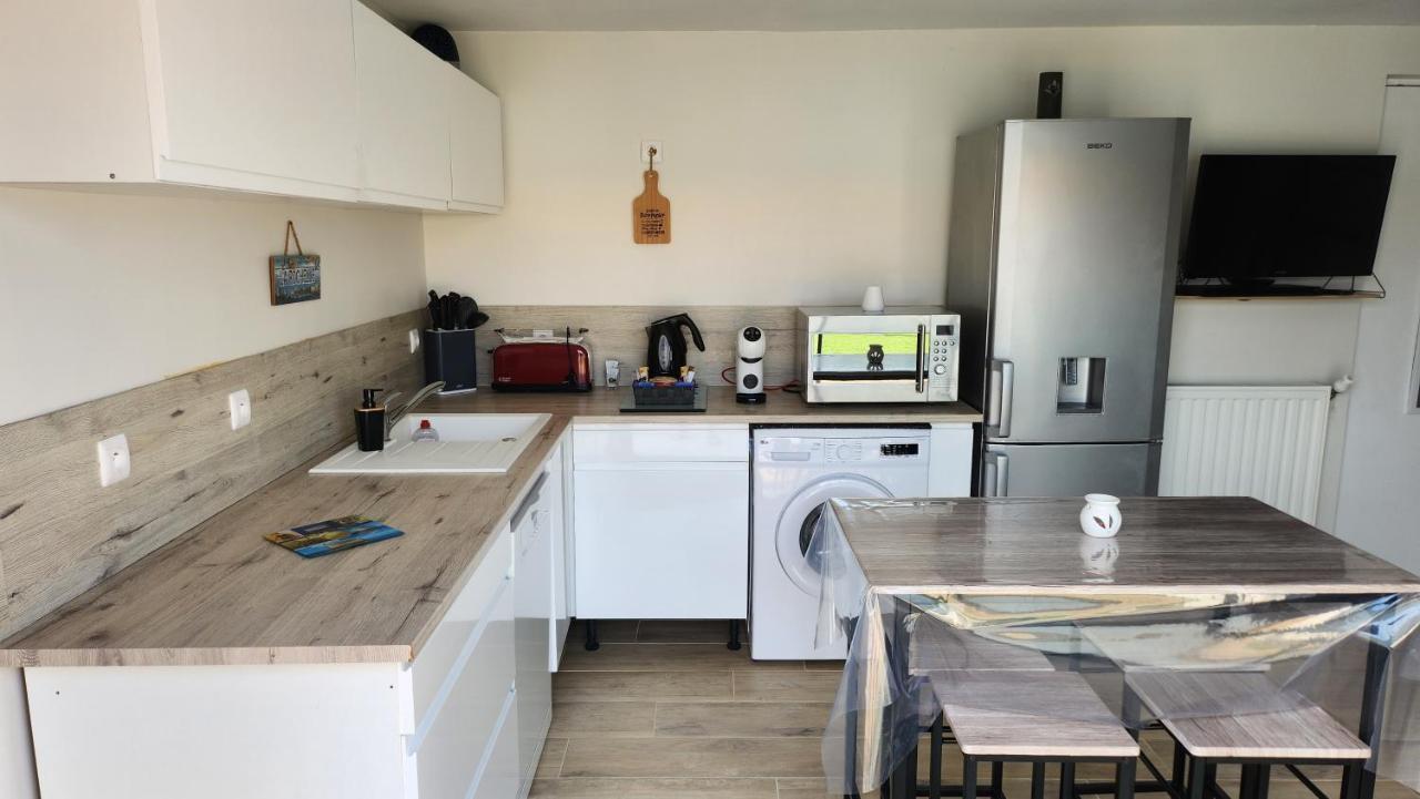 Studio 3 Personnes Avec Piscine Appartement Sainte-Soulle Buitenkant foto